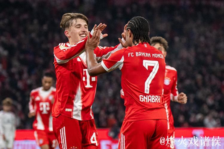 拜仁创造纪录，德甲首支14轮攻入50+球的球队